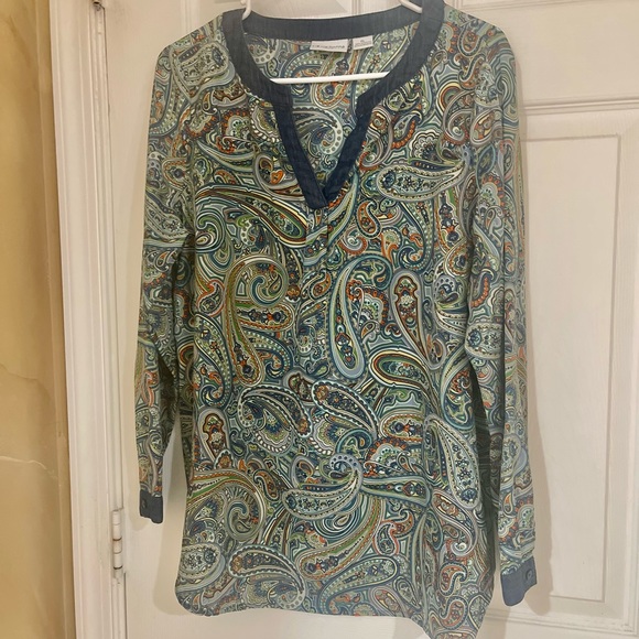 Sale‼️Liz Claiborne Petite Size PL Long Sleeves Blouse -EUC - Picture 3 of 7